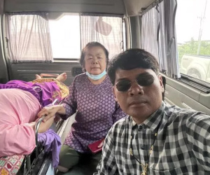 Người phụ nữ trong quan tài bất ngờ bật dậy khi đang trên đường đến đám tang của chính mình