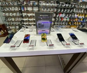 Giá bán iPhone 14 giảm liên tục vẫn ế