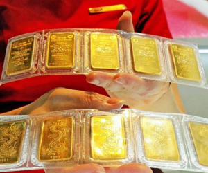 Vì sao người dân cứ mua vàng là lỗ?