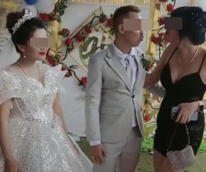 Cô gái 'ôm eo và hôn gió chú rể khiến cô dâu bức xúc hủy hôn' đã lên tiếng về vụ việc