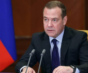 Ông Medvedev nêu cách chấm dứt xung đột ở Ukraine ‘trong vài ngày'