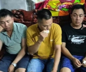 Ba cựu cán bộ công an bắn dê của dân bị khởi tố, bắt tạm giam