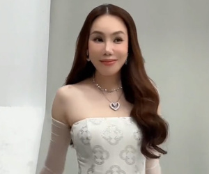 Hồ Quỳnh Hương bất ngờ tái xuất khác lạ khó nhận ra