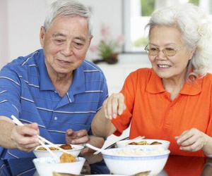 Tại sao ung thư dạ dày đặc biệt phổ biến ở châu Á? Lý do đáng sợ nằm ở cách ăn này, người Việt rất chuộng