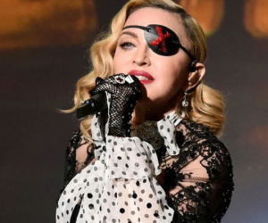 Madonna xử lý khối tài sản 869 triệu USD sau khi suýt chết