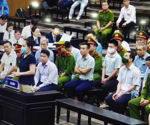 Cựu Thứ trưởng Tô Anh Dũng: 'Lần sau không được đưa tiền nữa'
