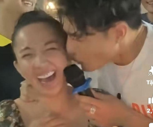 Lê Dương Bảo Lâm đón sinh nhật giản dị cùng gia đình, khoá môi bà xã cực ngọt