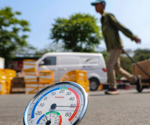 Bắc Bộ, Trung Bộ tiếp diễn nắng nóng gay gắt, có nơi trên 39 độ C