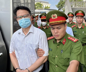 Vụ án 'Chuyến bay giải cứu': 'Ăn chia' cả tiền của gần 1.900 người mãn hạn tù