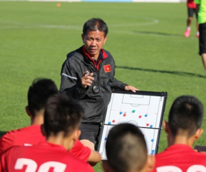 HLV Hoàng Anh Tuấn: 'Tôi và ông Troussier đã nhất quán triết lý, mục tiêu...'