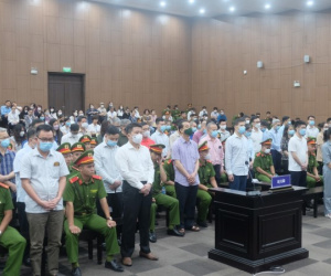 Phiên tòa ‘chuyến bay giải cứu’ làm lộ góc khuất của nhiều người