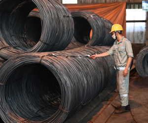 Ế ẩm, giá thép lần thứ 14 lao dốc