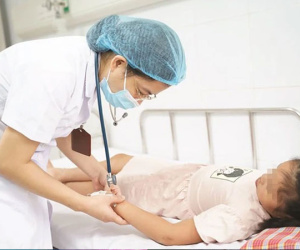 Hà Nội: Số ca sốt xuất huyết tăng đột biến, chuyên gia đưa cảnh báo