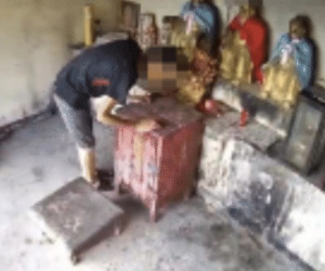 Gã đàn ông trộm tiền công đức nhà chùa, còn nói tượng Phật ra dấu ngón tay 'đồng ý'
