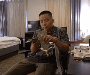 Khoa Pug: Cách 'flex' của một người có đôi chân 5 tỷ