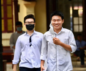 Lộ diện thủ khoa các khối thi năm nay: Nam Định, Hải Phòng, TPHCM... được gọi tên