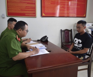 Bắt giữ nghi phạm giết người đang chuẩn bị bỏ trốn ra nước ngoài