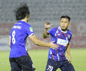 Cựu tuyển thủ U23 Việt Nam kêu cứu, dọa kiện lên FIFA vì bị CLB nợ tiền lót tay