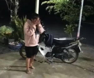 Bắt 2 nghi phạm vụ cô gái bị dí súng cướp khi về lo tang sự
