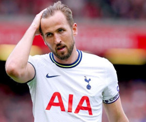Rooney: 'Harry Kane bị Tottenham giam giữ như tù nhân'