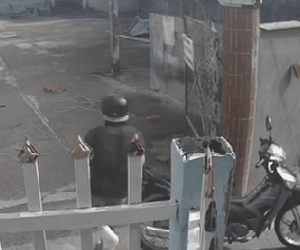 Chân đang bó bột, 'đạo chích' vẫn nhảy lò cò vào nhà dân ăn trộm