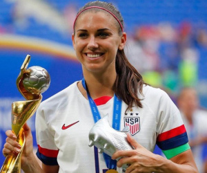10 bàn đẹp nhất lịch sử World Cup nữ, phái đẹp ghi siêu phẩm 'đấng mày râu' phải nể