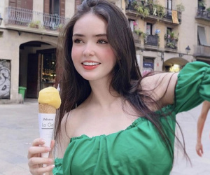 Vẻ đẹp sắc nét của hot girl vô danh mặt đẹp nhất thế giới