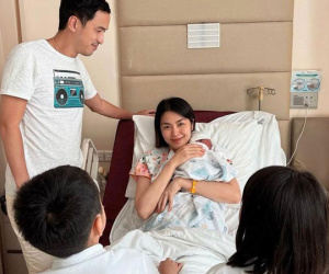 Sinh ra đã 'ngậm thìa vàng' nhưng Hà Tăng có cách dạy con khác biệt