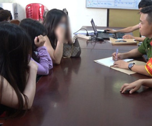 'Tú ông' môi giới cho nhiều cặp nam nữ 'mây mưa' tại nhà nghỉ