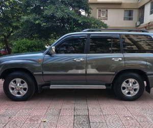 Bộ Công Thương bán xe Land Cruiser, Mercedes... giá hơn 2,9 tỷ đồng