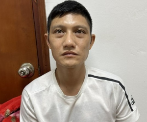 Kẻ lang thang chuyên cướp giật điện thoại của các cháu nhỏ