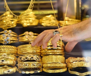 Giá vàng hôm nay 23/7: Tăng giá, chờ đợi hành động của Fed