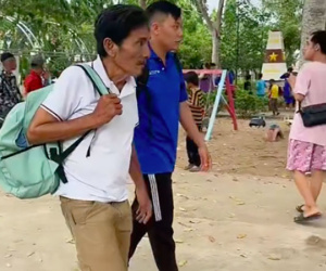 Xót xa hình ảnh nghệ sĩ Thương Tín chân rệu rã, di chuyển khó khăn