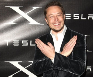 Elon Musk chính thức đổi logo Twitter thành chữ X, giải thích ý nghĩa rất ấn tượng