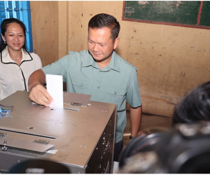 Ông Hun Sen tiết lộ thời điểm con trai giữ chức Thủ tướng Campuchia