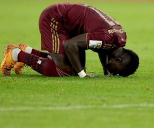 Sadio Mane: 'Các người đang giết tôi mỗi ngày'