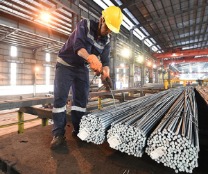 Đà giảm chưa dứt, thép mất giá 15 lần liên tiếp