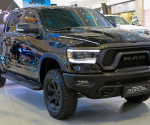 RAM 1500 Rebel từ 5,2 tỷ đồng, chiếc bán tải đắt nhất Việt Nam