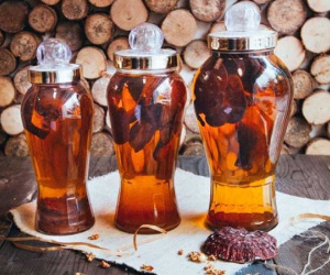 Uống rượu bổ mua trên mạng, 'cậu nhỏ' cương cứng suốt 7 ngày