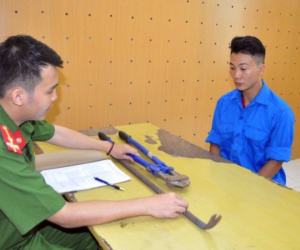 Lợi dụng chùa đang sửa chữa, đối tượng mới ra tù đột nhập trộm cắp đồ thờ cúng