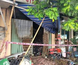 Chủ cửa hàng bán ắc quy tử vong trong ngôi nhà bị cháy