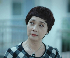 NSND Lê Khanh xin lỗi khán giả về bộ phim đang bị chê trên sóng giờ vàng
