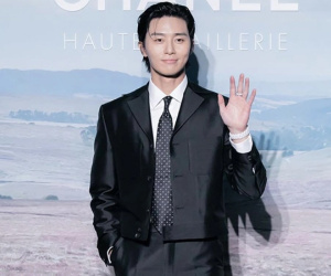 Park Seo Joon bảnh bao tại sự kiện Chanel, Jennie vắng mặt để chuẩn bị cho concert tại Hà Nội?