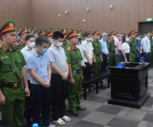 Những hình ảnh đầu tiên trong phần tuyên án 54 bị cáo vụ 'chuyến bay giải cứu'