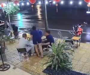 Vào uống nước có hành động sàm sỡ nữ chủ quán, người đàn ông 'đứng tuổi' nhận cái kết bẽ bàng