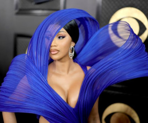 Số đo 3 vòng nghẹt thở cùng phong cách thời trang 'chẳng giống ai' của Cardi B, nữ ca sĩ ném micro vào đầu khán giả
