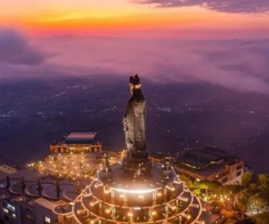 Khám phá núi Bà Đen - nóc nhà Nam Bộ