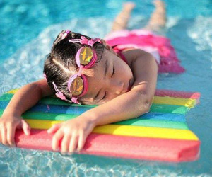 'Chết đuối trên cạn' - 'Sát thủ' mùa hè và những triệu chứng hãi hùng cha mẹ nên biết