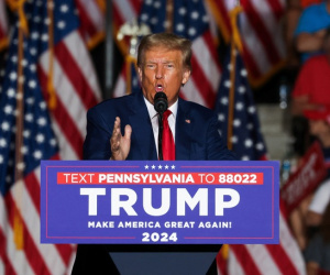 Cựu Tổng thống Donald Trump bị truy tố lần thứ 3 trong vòng 4 tháng