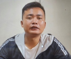 Tranh giành 'tay vịn' hát karaoke, 2 nhóm thanh niên đập chai bia hỗn chiến